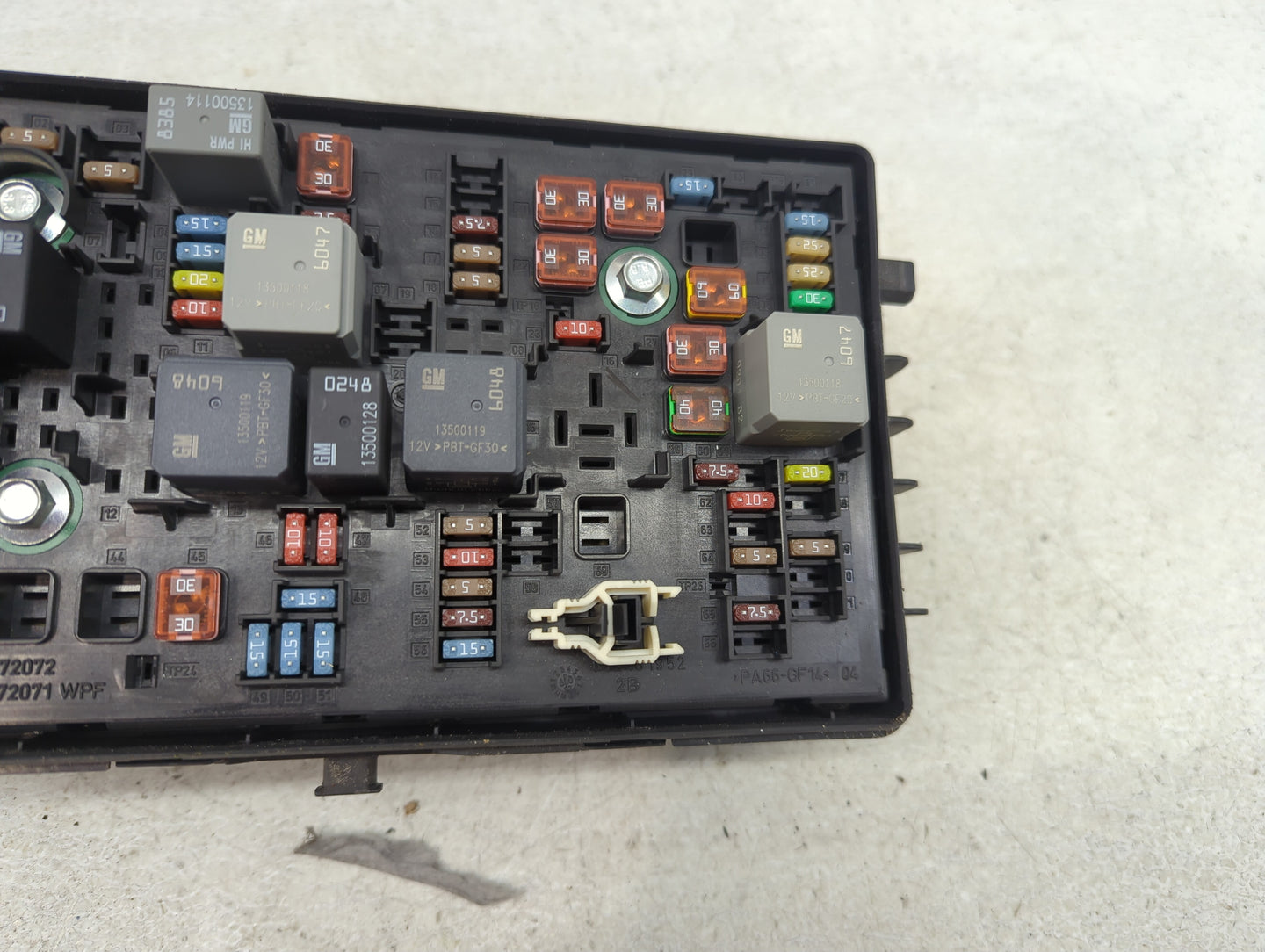 2011-2014 Chevrolet Cruze Fusebox Fuse Box Panel Relay Module P/N:812461952 Fits Fits 2011 2012 2013 2014 OEM Used Auto Part
