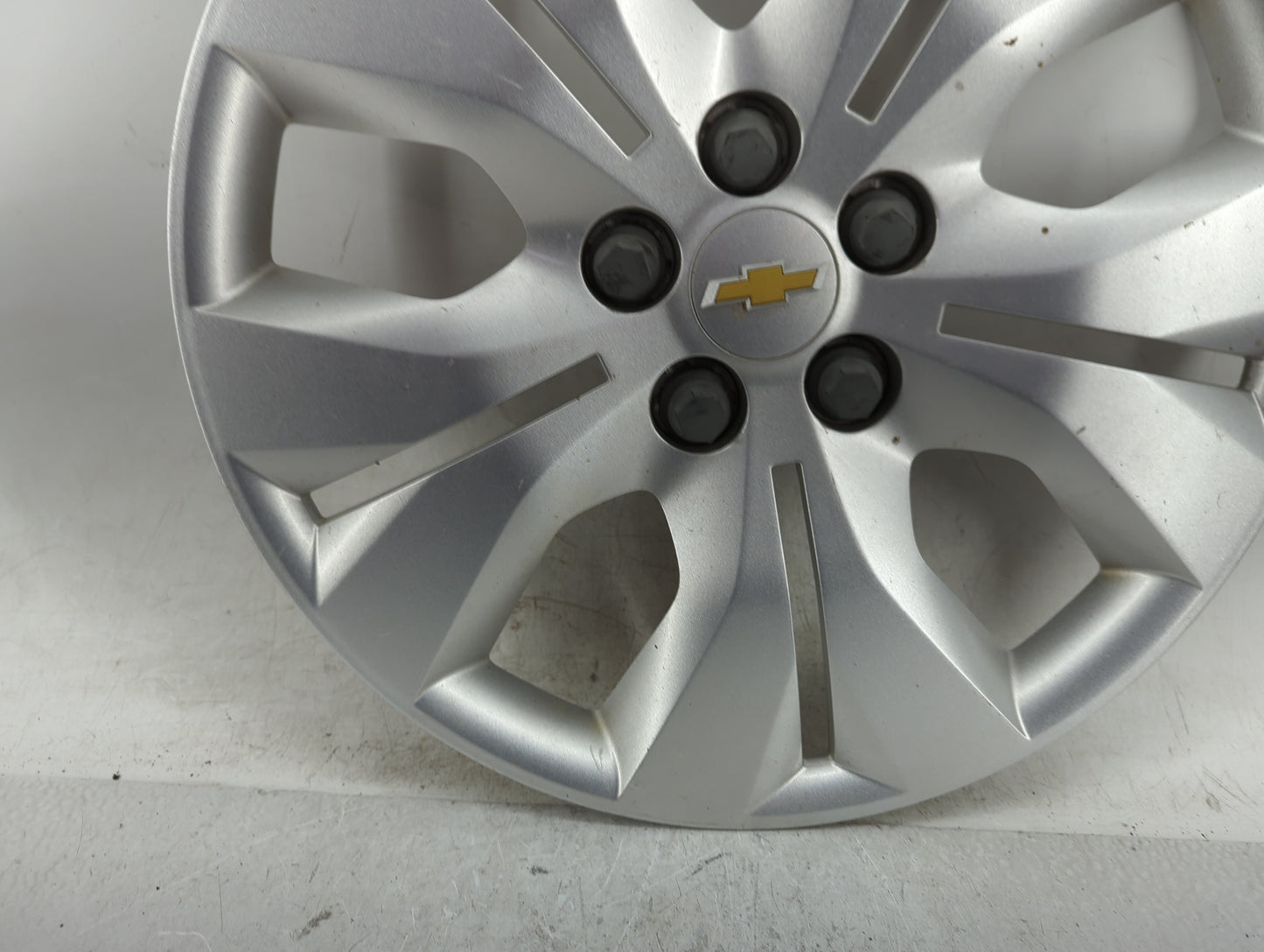 2012-2016 Chevrolet Cruze Hubcap Wheel Cover 1413955 - Oemusedautoparts1.com