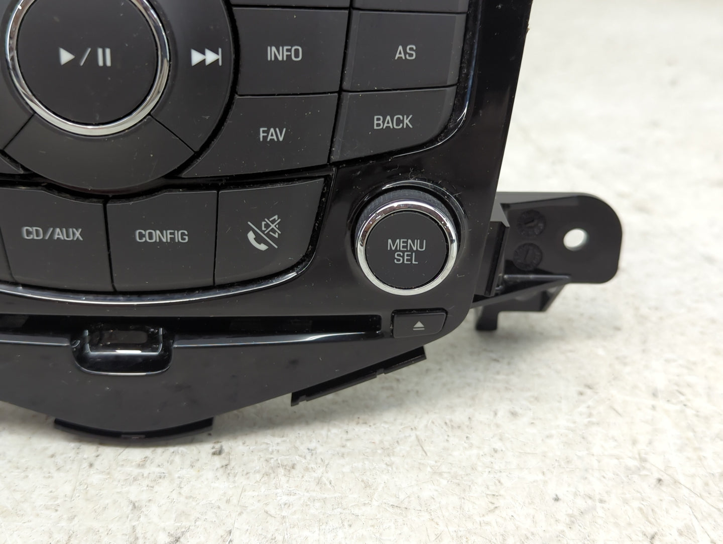 2011-2016 Chevrolet Cruze Radio Control Panel 1413972 - Oemusedautoparts1.com