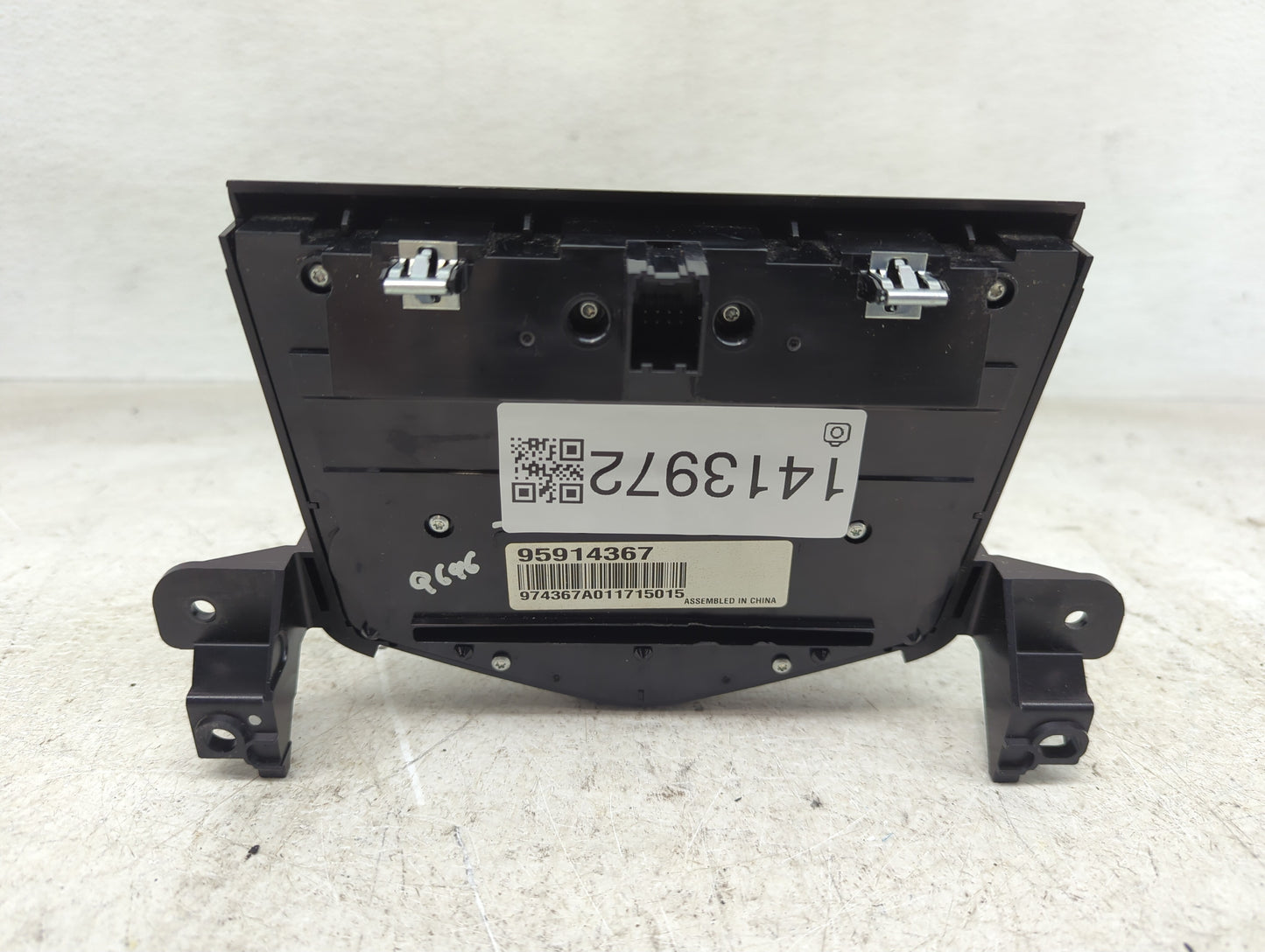 2011-2016 Chevrolet Cruze Radio Control Panel 1413972 - Oemusedautoparts1.com