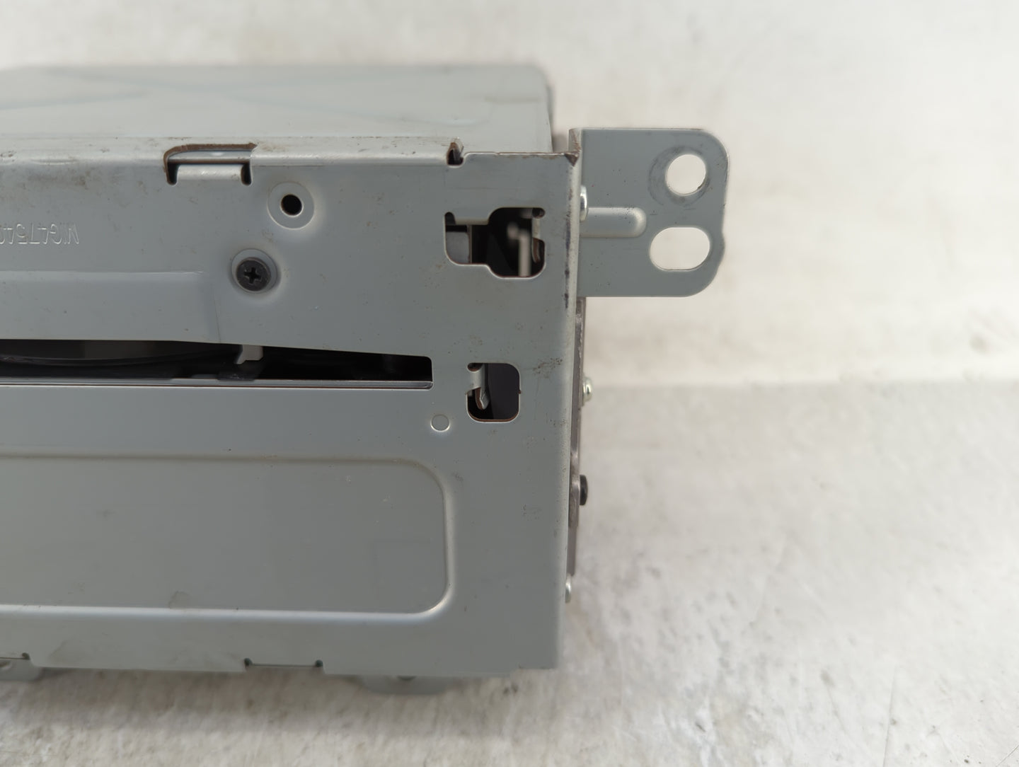 2012 Chevrolet Cruze Radio AM FM Cd Player Receiver Replacement P/N:22870782 Fits OEM Used Auto Parts - Oemusedautoparts1.co