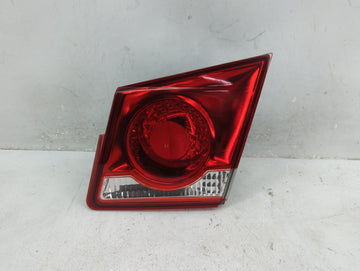 2011-2016 Chevrolet Cruze Tail Light Assembly Passenger Right OEM Fits Fits 2011 2012 2013 2014 2015 2016 OEM Used Auto Part
