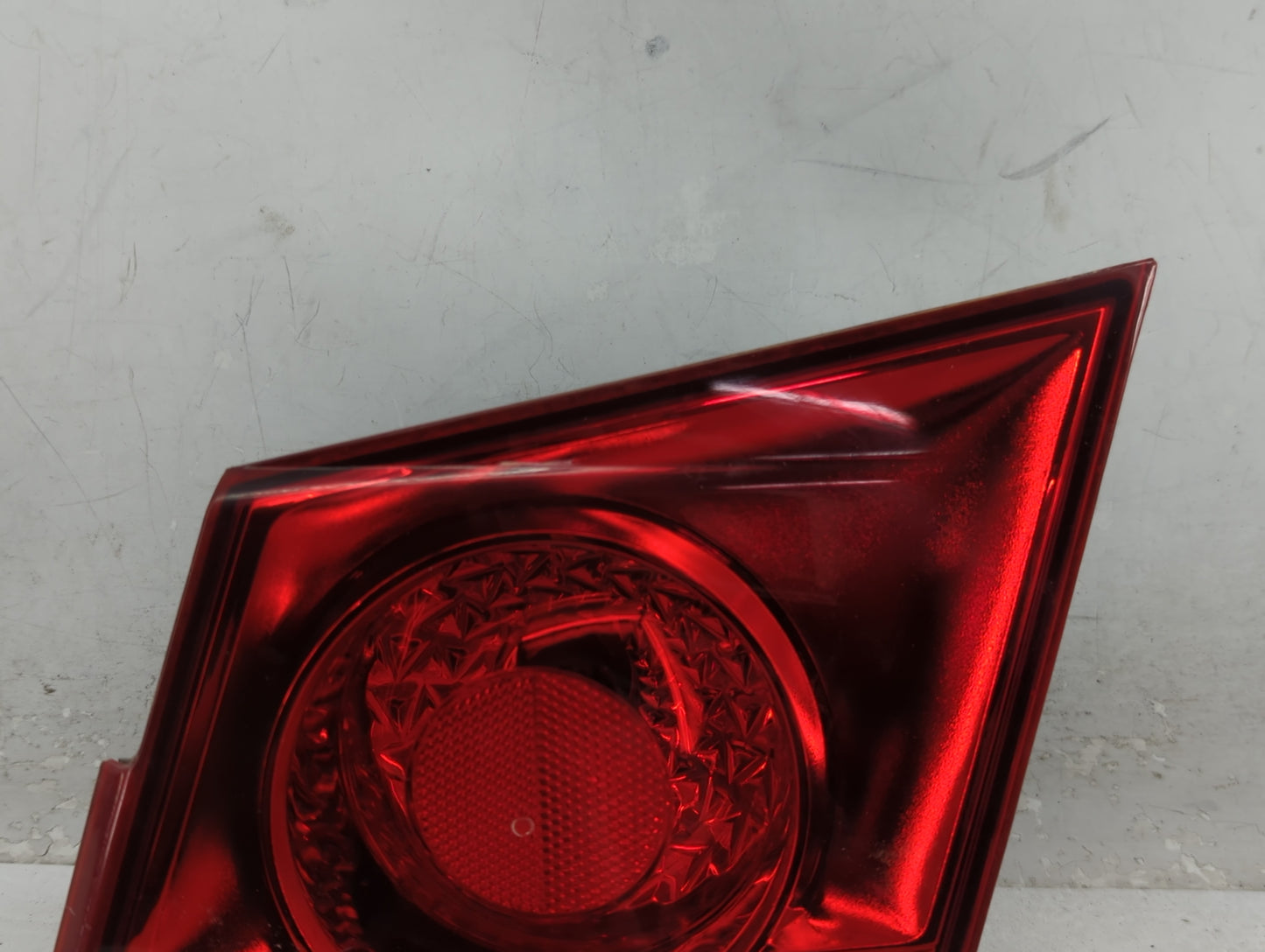 2011-2016 Chevrolet Cruze Tail Light Assembly Passenger Right OEM Fits Fits 2011 2012 2013 2014 2015 2016 OEM Used Auto Part