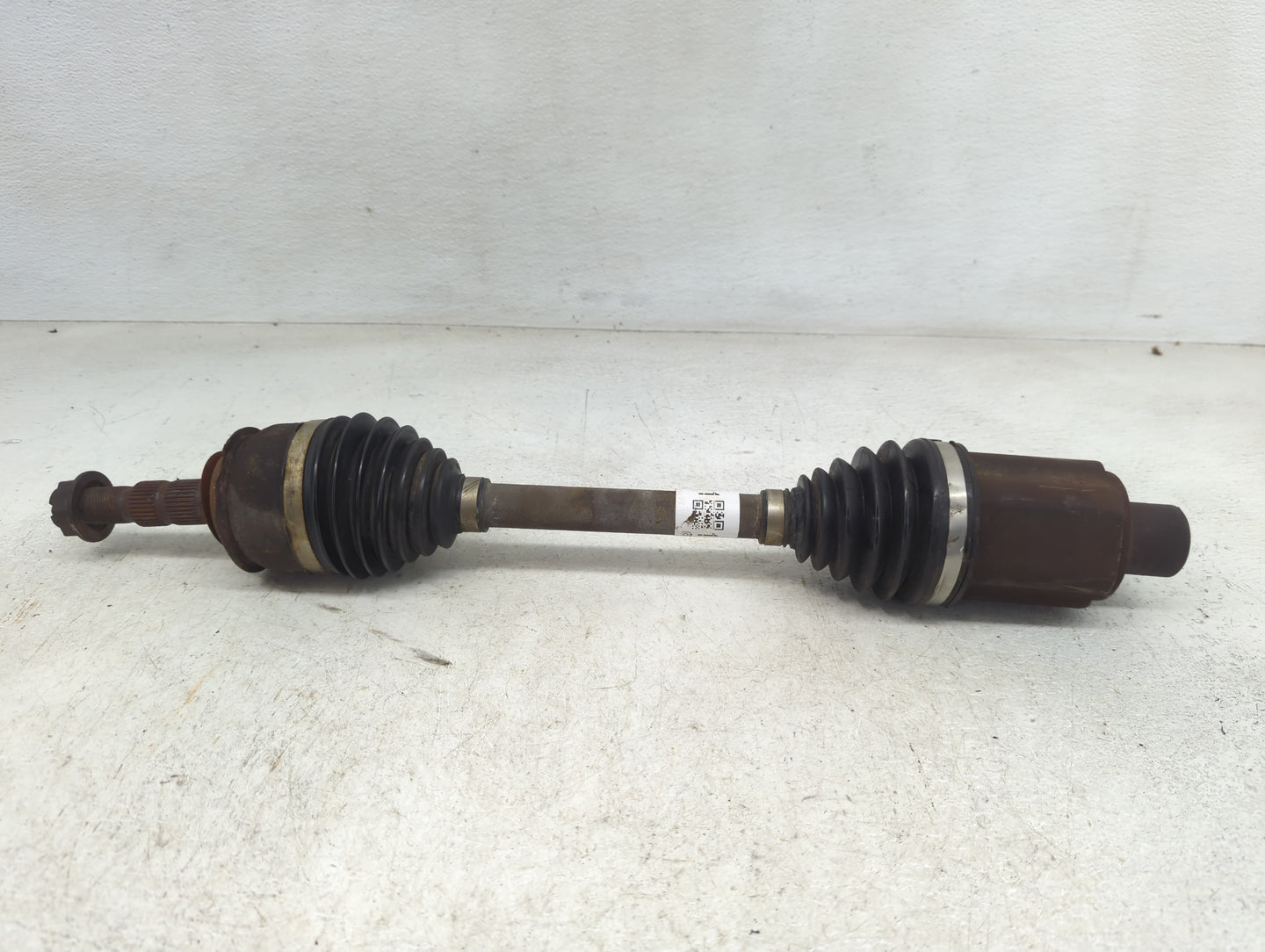 2011-2012 Chevrolet Cruze Axle Shaft Front Passenger Cv C/v - Oemusedautoparts1.com