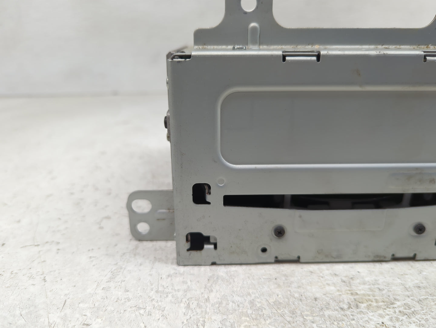 2012 Chevrolet Cruze Radio AM FM Cd Player Receiver Replacement P/N:22815634 Fits OEM Used Auto Parts - Oemusedautoparts1.co
