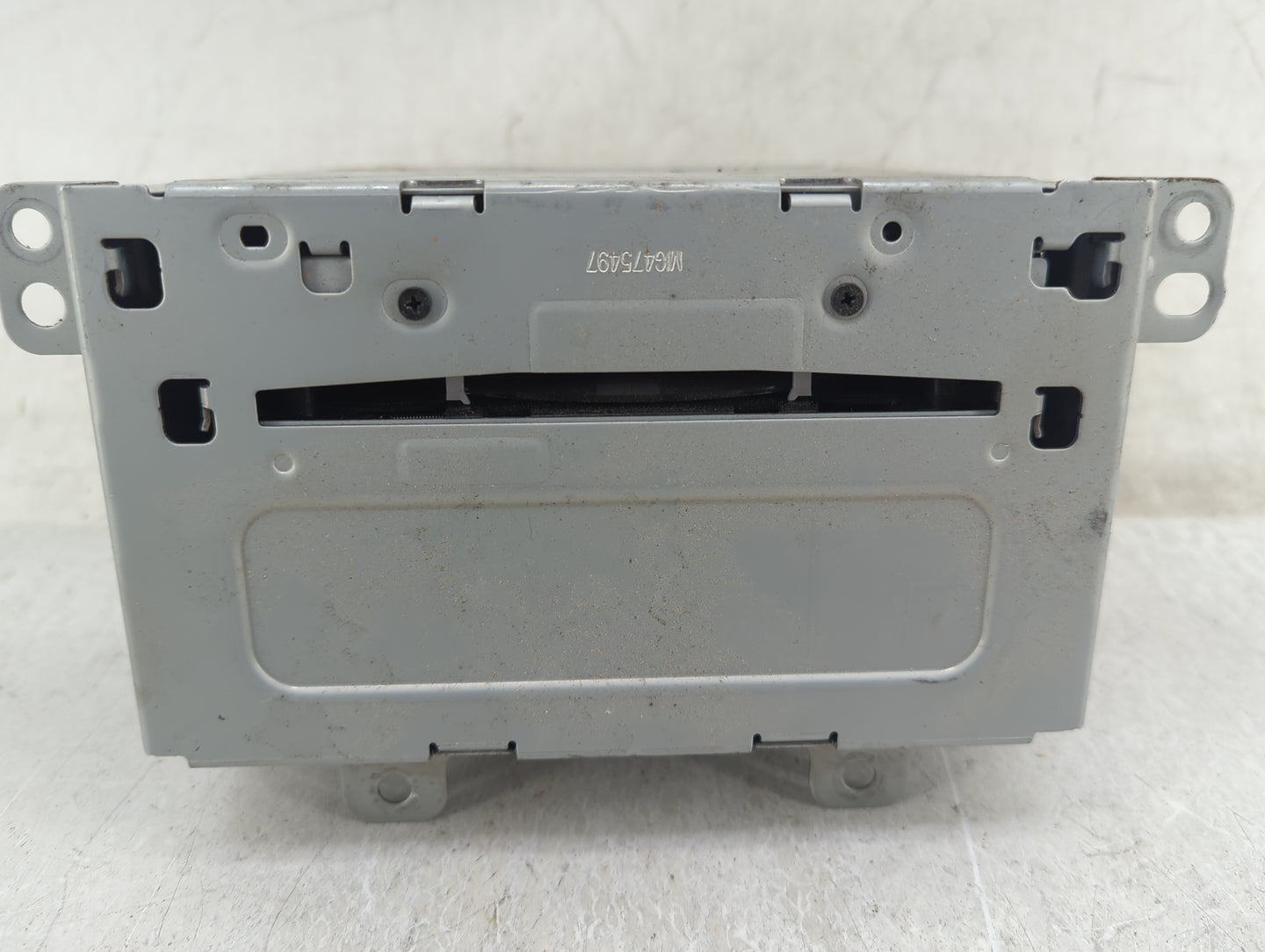 2011-2012 Chevrolet Cruze Radio AM FM Cd Player Receiver Replacement P/N:22870782 Fits Fits 2010 2011 2012 OEM Used Auto Par
