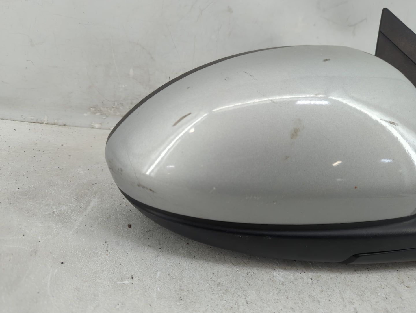 2011-2016 Chevrolet Cruze Driver Side View Mirror - Left Door Mirror OEM Used - Oemusedautoparts1.com