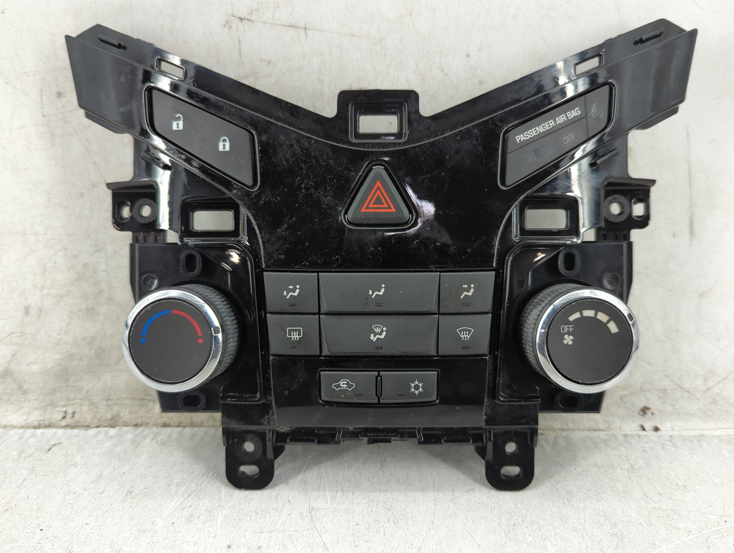 2011-2012 Chevrolet Cruze Climate Control Module Temperature AC/Heater Replacement P/N:95017054 Fits Fits 2011 2012 OEM Used