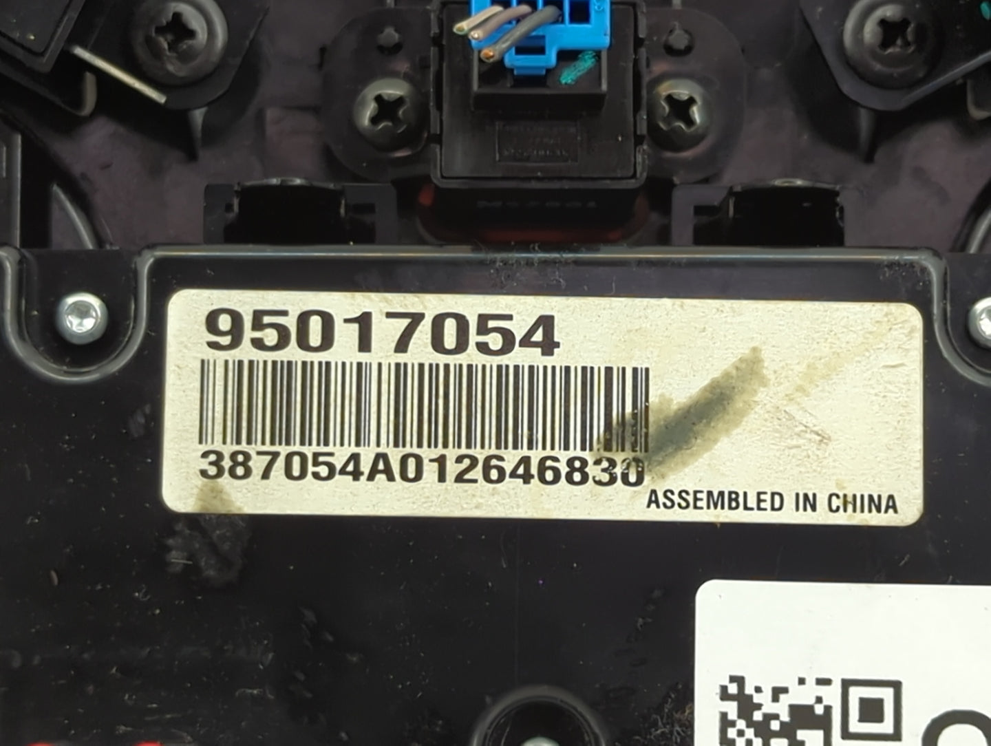 2011-2012 Chevrolet Cruze Climate Control Module Temperature AC/Heater Replacement P/N:95017054 Fits Fits 2011 2012 OEM Used
