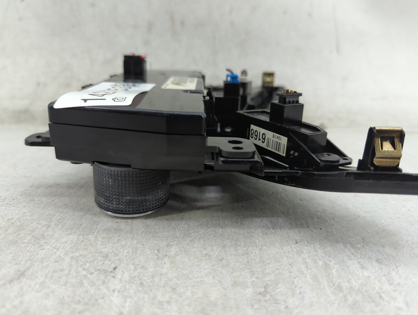 2011-2012 Chevrolet Cruze Climate Control Module Temperature AC/Heater Replacement P/N:95017054 Fits Fits 2011 2012 OEM Used