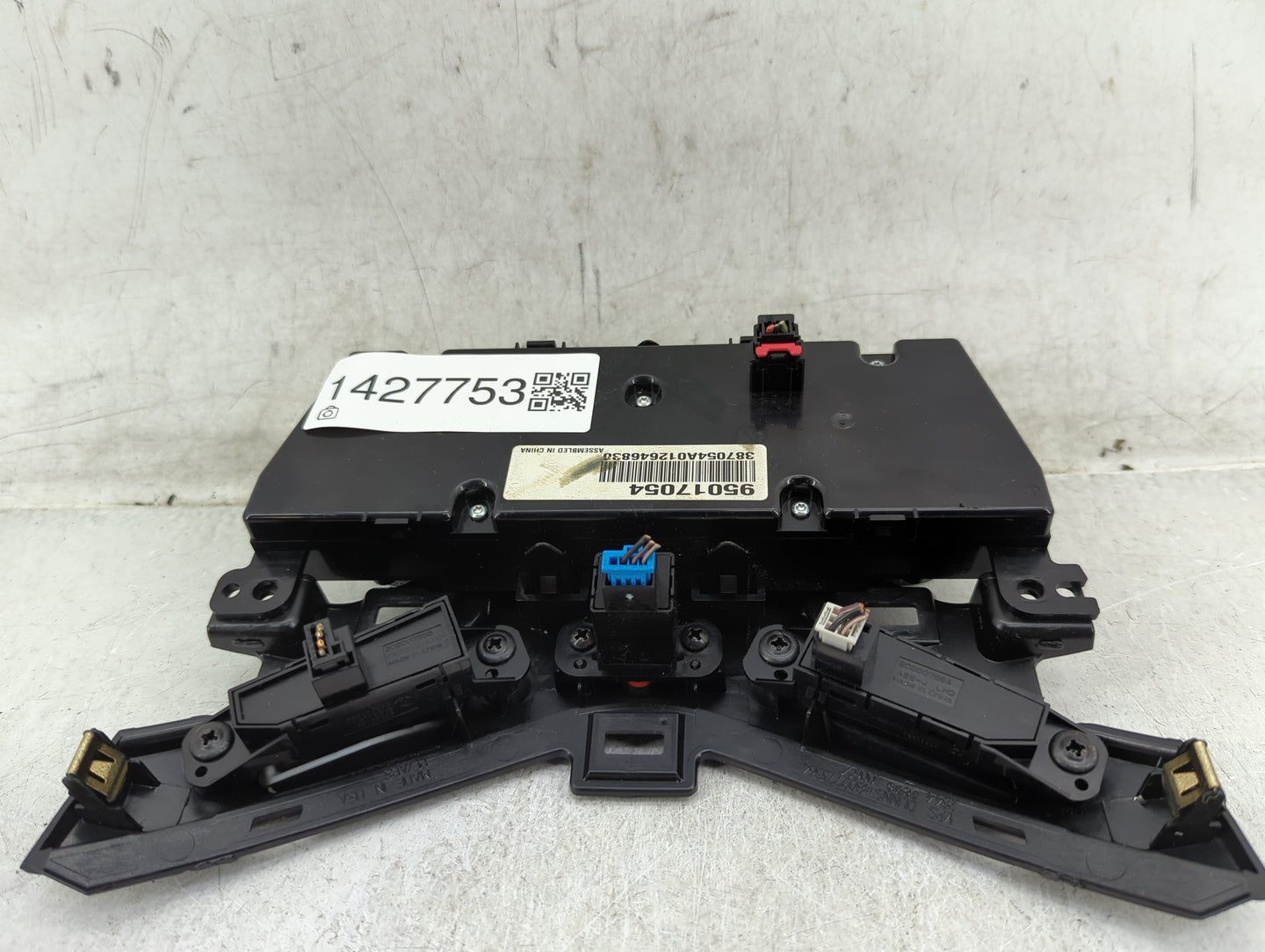2011-2012 Chevrolet Cruze Climate Control Module Temperature AC/Heater Replacement P/N:95017054 Fits Fits 2011 2012 OEM Used