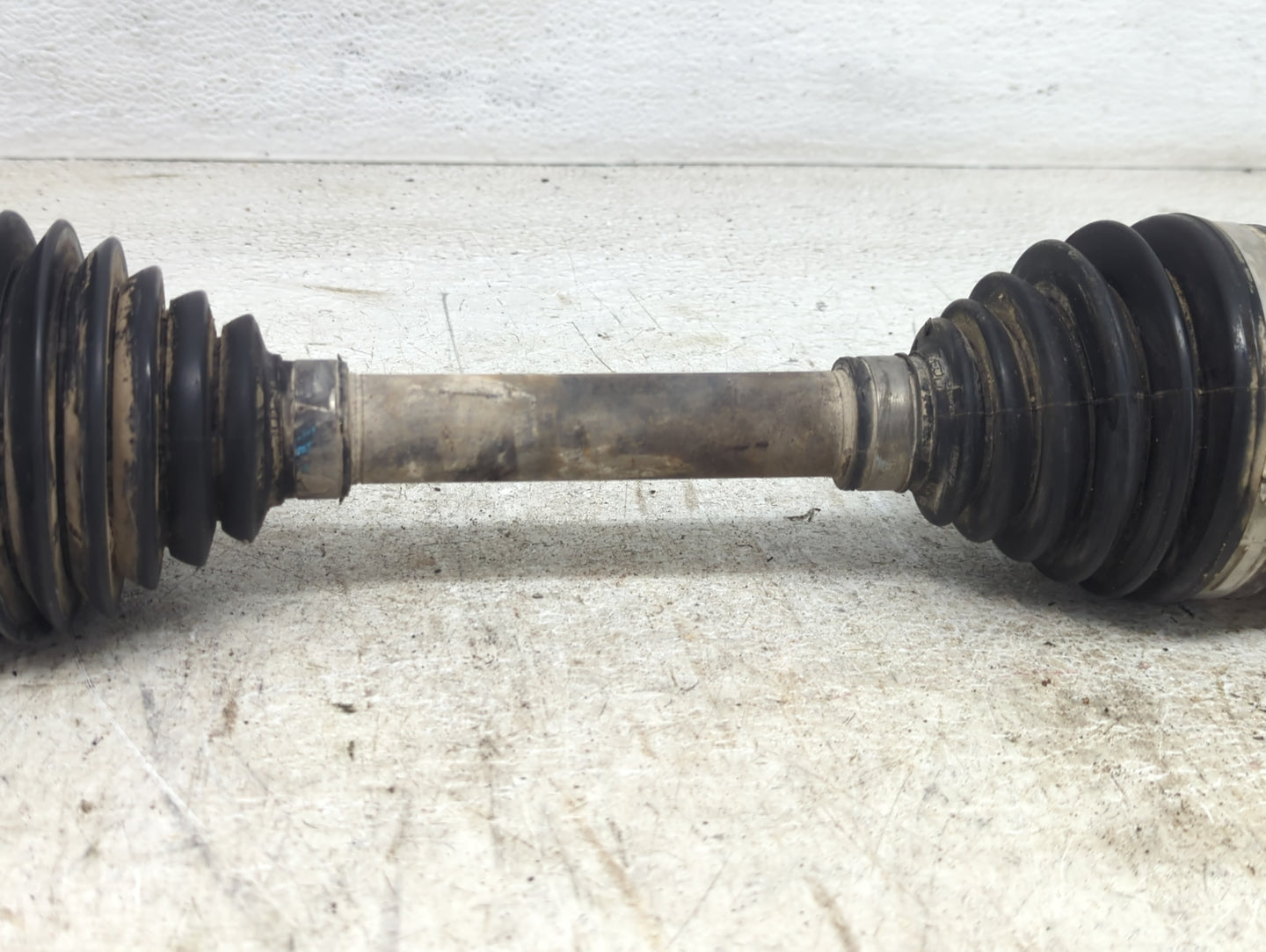 2012 Chevrolet Cruze Axle Shaft Front Driver Cv C/v - Oemusedautoparts1.com