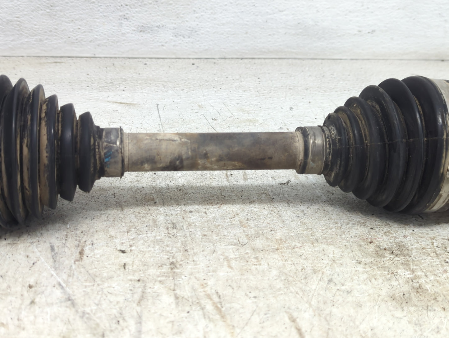 2012 Chevrolet Cruze Axle Shaft Front Driver Cv C/v - Oemusedautoparts1.com