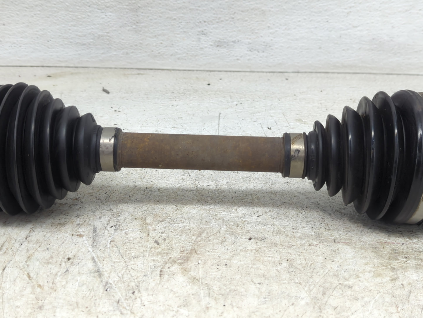 2011-2016 Chevrolet Cruze Axle Shaft Front Driver Cv C/v - Oemusedautoparts1.com