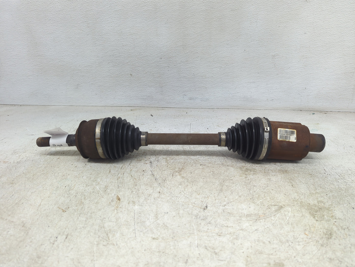 2011-2012 Chevrolet Cruze Axle Shaft Front Passenger Cv C/v - Oemusedautoparts1.com