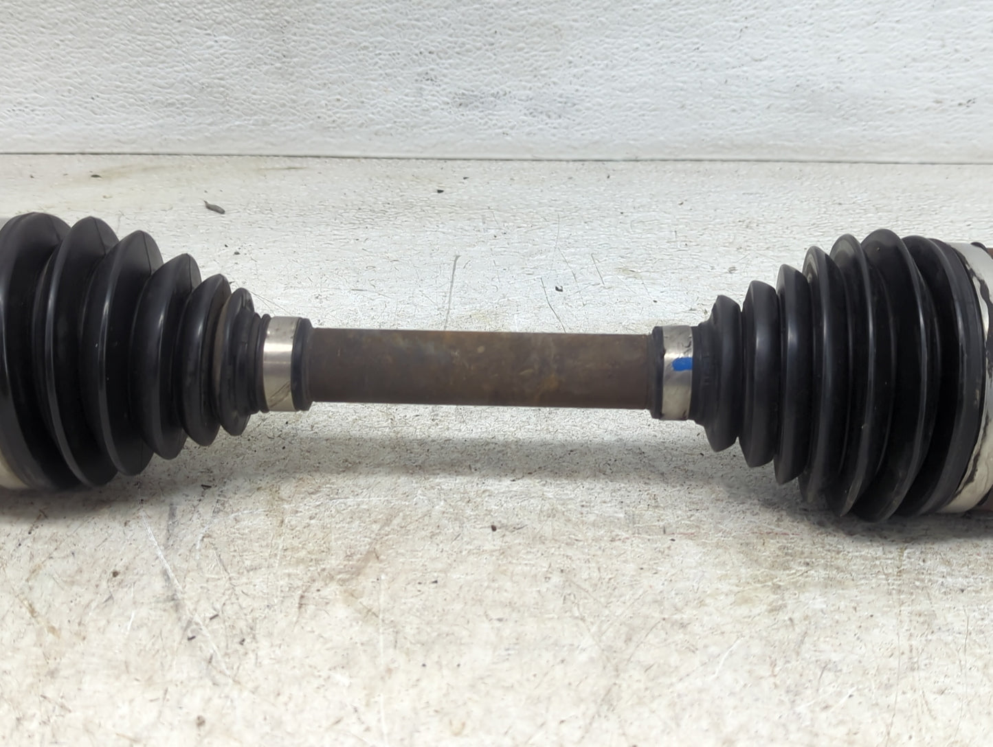 2011-2016 Chevrolet Cruze Axle Shaft Front Driver Cv C/v - Oemusedautoparts1.com