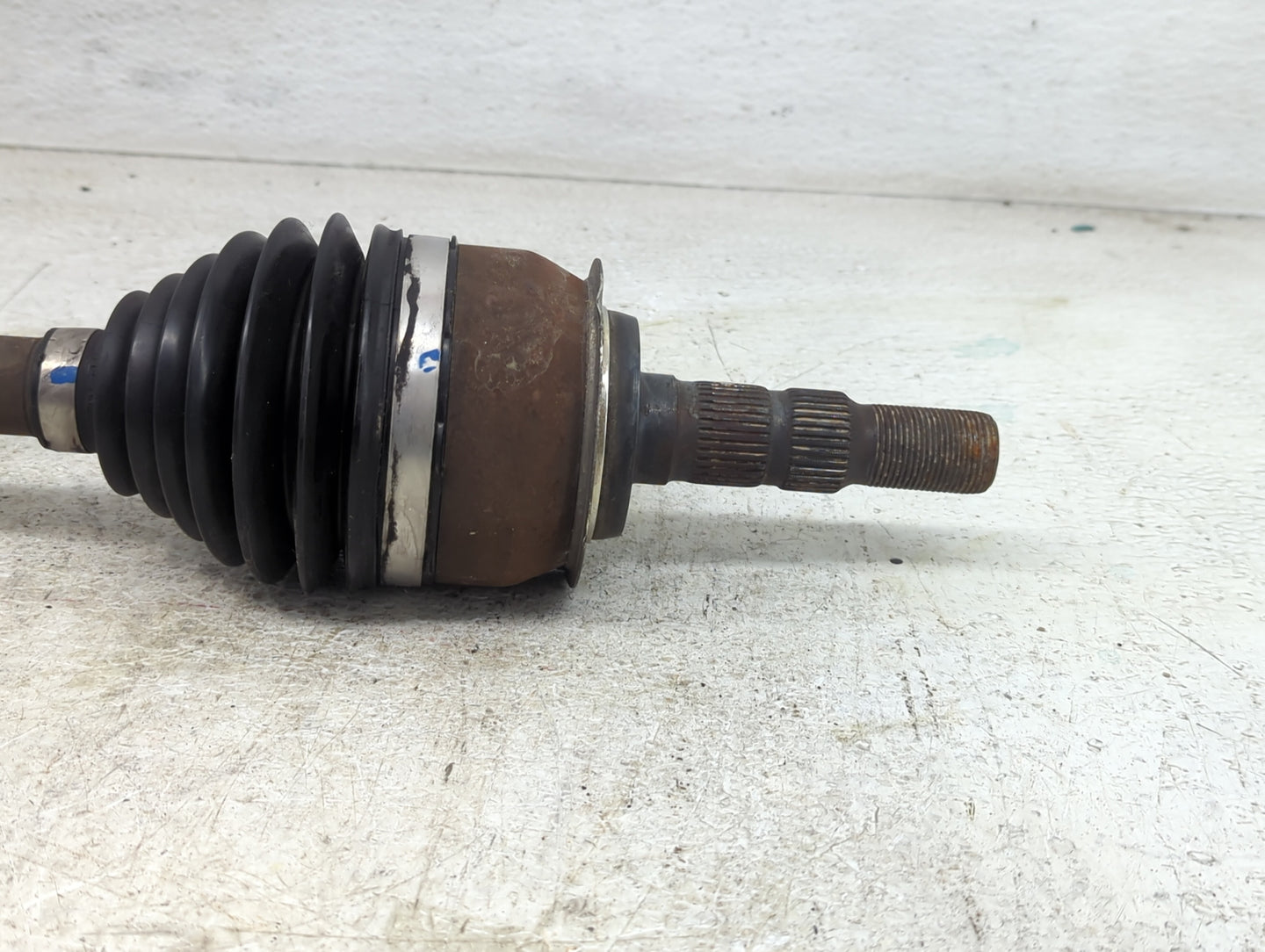 2011-2016 Chevrolet Cruze Axle Shaft Front Driver Cv C/v - Oemusedautoparts1.com