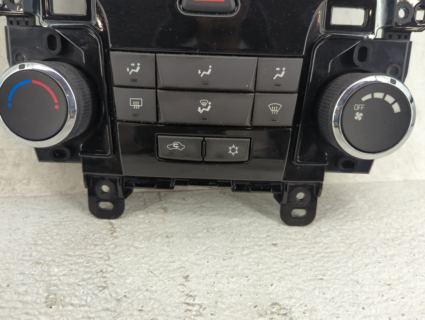 2011-2012 Chevrolet Cruze Climate Control Module Temperature AC/Heater Replacement P/N:95017054 387054A020440950 Fits OEM Us