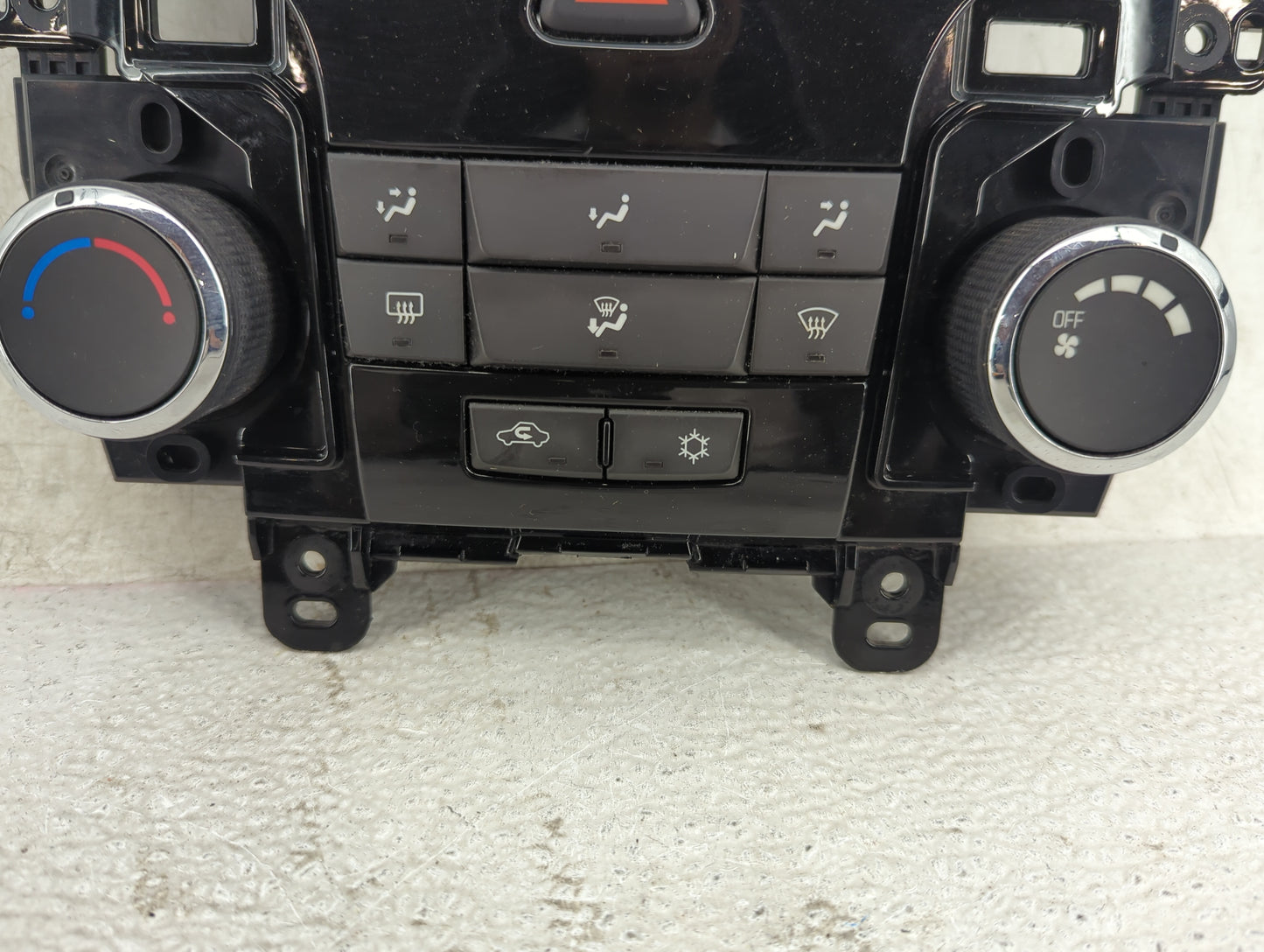 2011-2012 Chevrolet Cruze Climate Control Module Temperature AC/Heater Replacement P/N:95017054 387054A020440950 Fits OEM Us