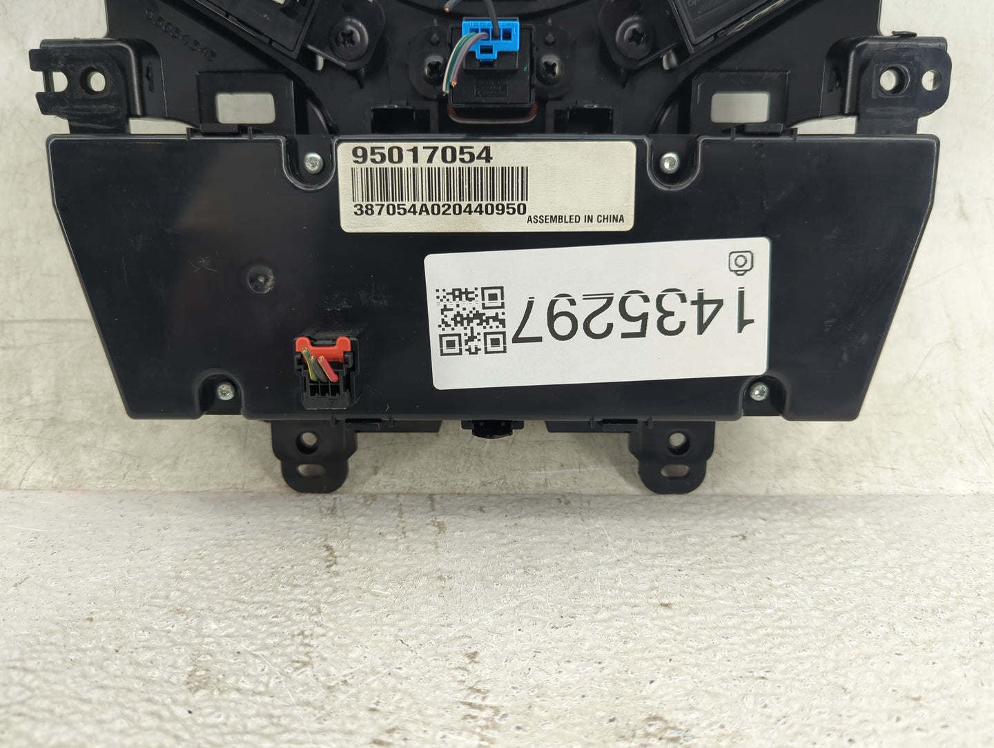 2011-2012 Chevrolet Cruze Climate Control Module Temperature AC/Heater Replacement P/N:95017054 387054A020440950 Fits OEM Us