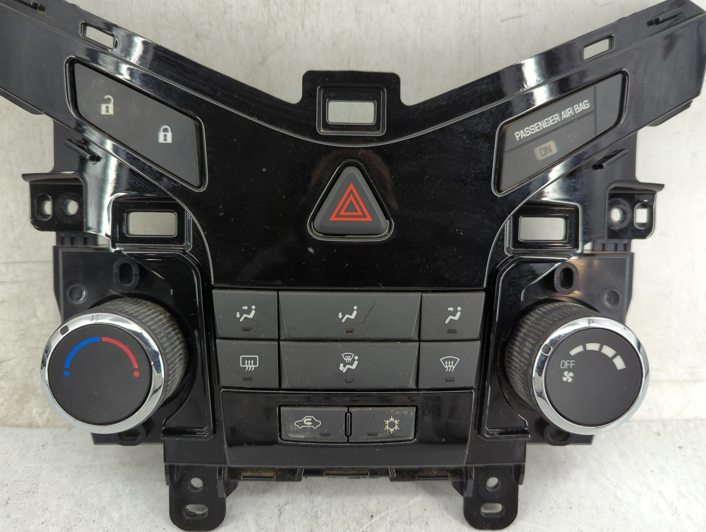2011-2012 Chevrolet Cruze Climate Control Module Temperature AC/Heater Replacement P/N:95017054 Fits Fits 2011 2012 OEM Used