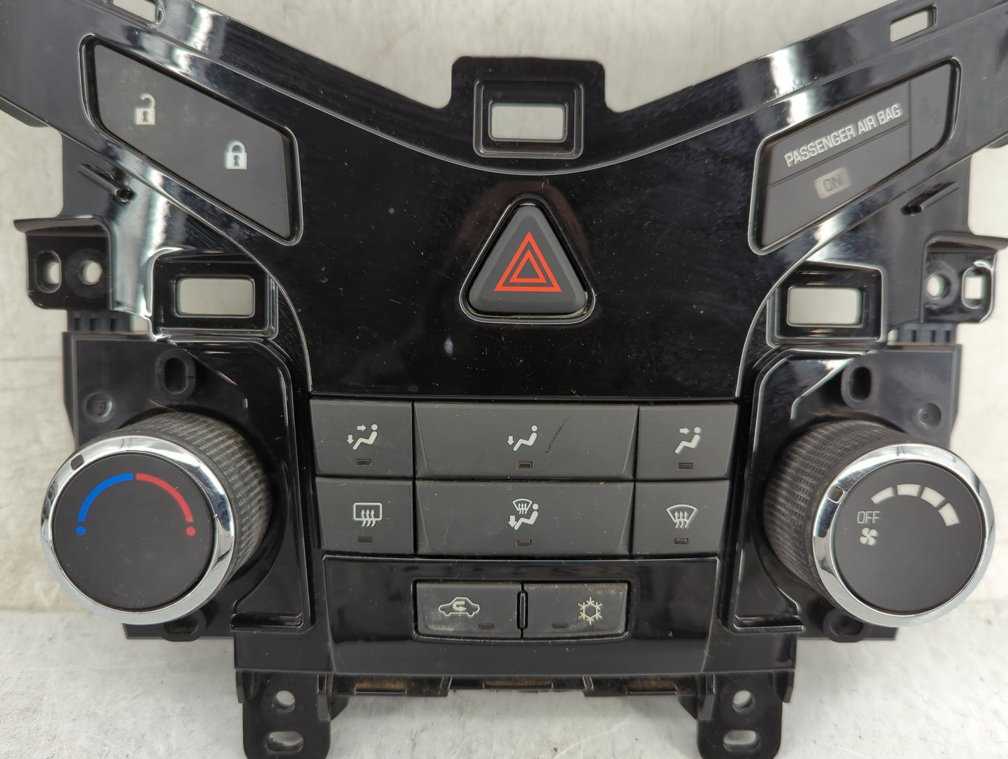 2011-2012 Chevrolet Cruze Climate Control Module Temperature AC/Heater Replacement P/N:95017054 Fits Fits 2011 2012 OEM Used