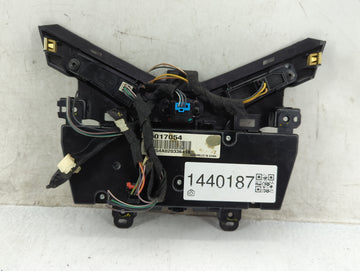 2011-2012 Chevrolet Cruze Climate Control Module Temperature AC/Heater Replacement P/N:95017054 Fits Fits 2011 2012 OEM Used Auto Parts