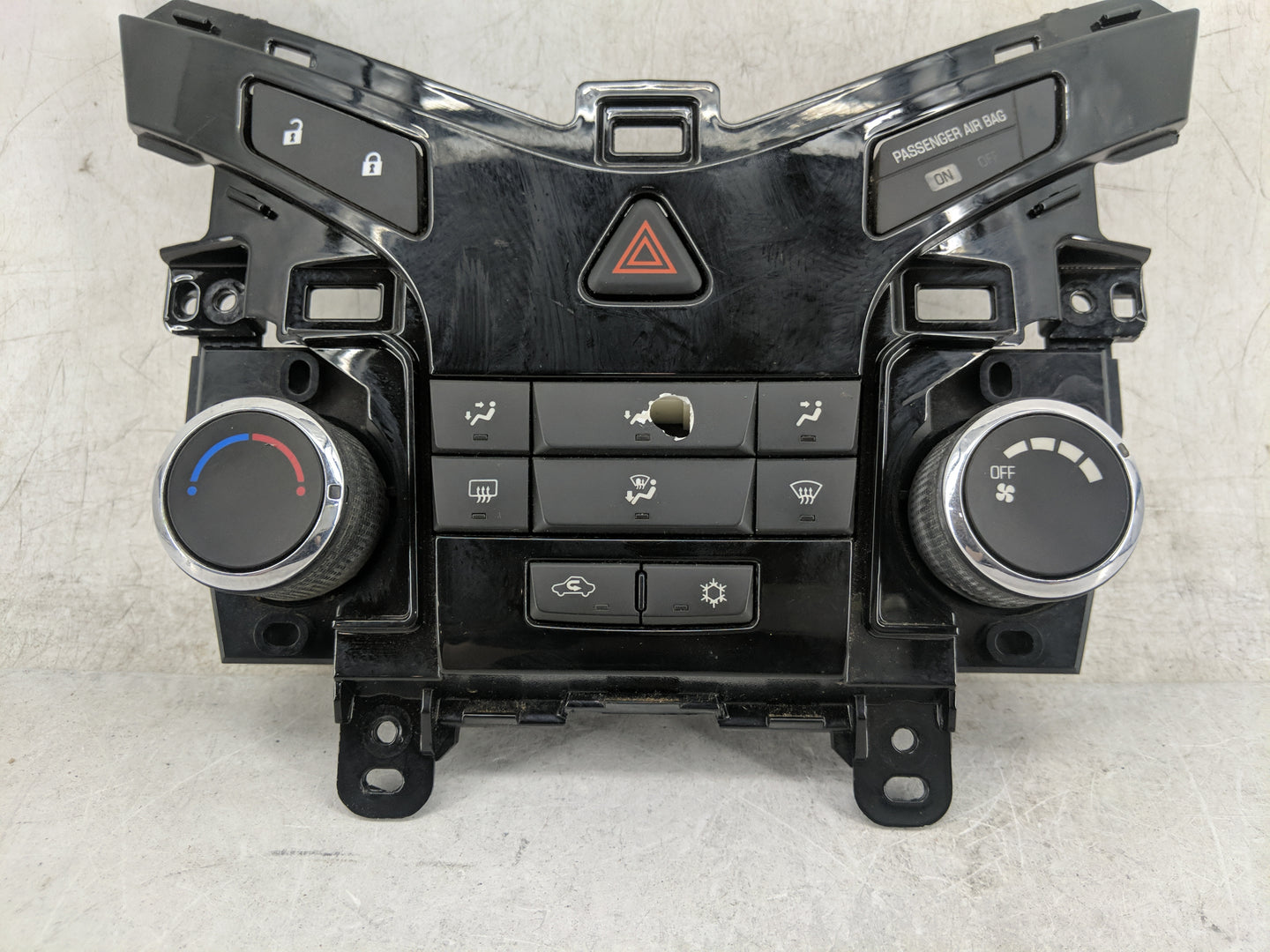 2012 Chevrolet Cruze Climate Control Module Temperature AC/Heater Replacement P/N:95017054 387054A012505967 Fits OEM Used Au