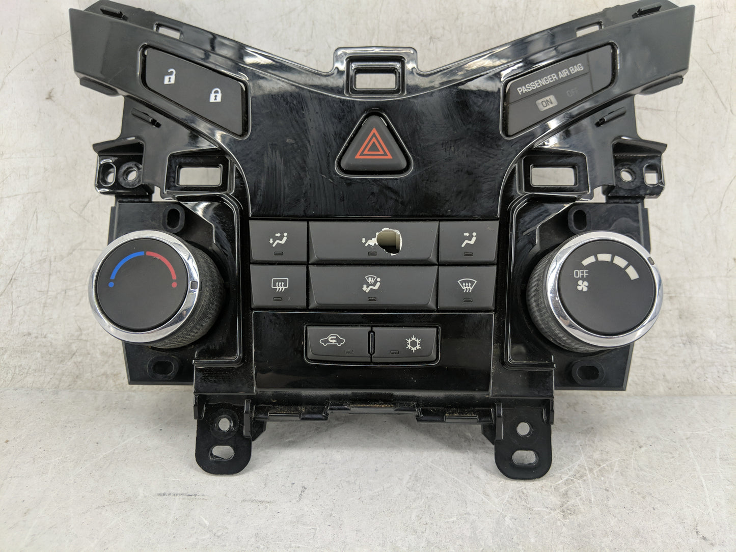 2012 Chevrolet Cruze Climate Control Module Temperature AC/Heater Replacement P/N:95017054 387054A012505967 Fits OEM Used Au