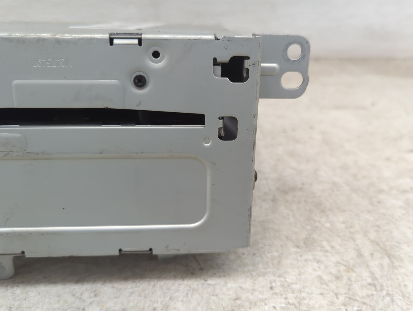 2012 Chevrolet Cruze Radio AM FM Cd Player Receiver Replacement P/N:22815634 CQ-FG21E0GDA Fits OEM Used Auto Parts - Oemused