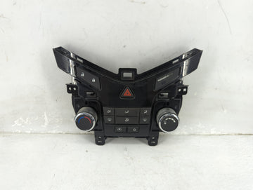 2012 Chevrolet Cruze Climate Control Module Temperature AC/Heater Replacement P/N:95017054 387054A020725050 Fits OEM Used Au