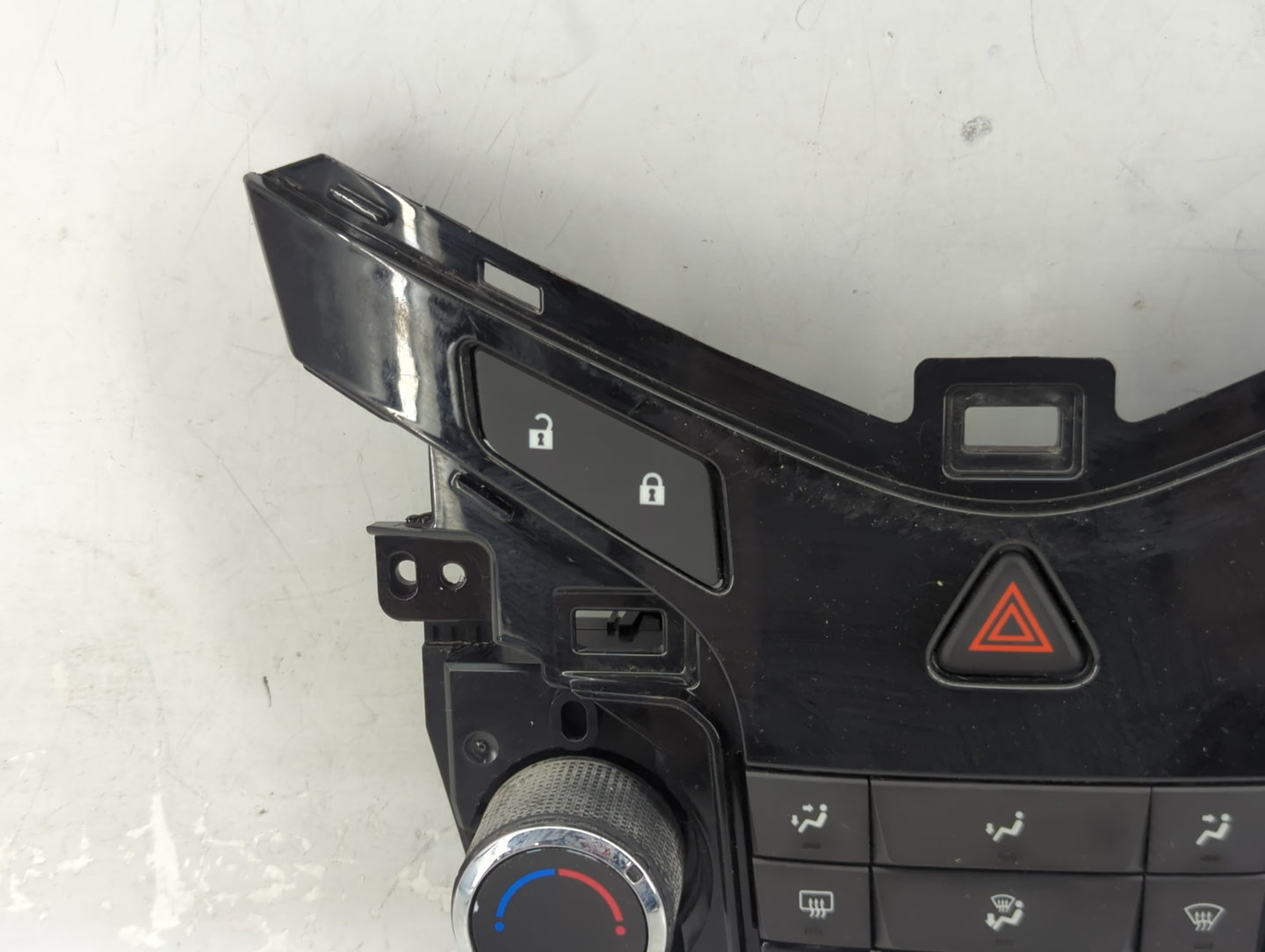 2012 Chevrolet Cruze Climate Control Module Temperature AC/Heater Replacement P/N:95017054 387054A020725050 Fits OEM Used Au