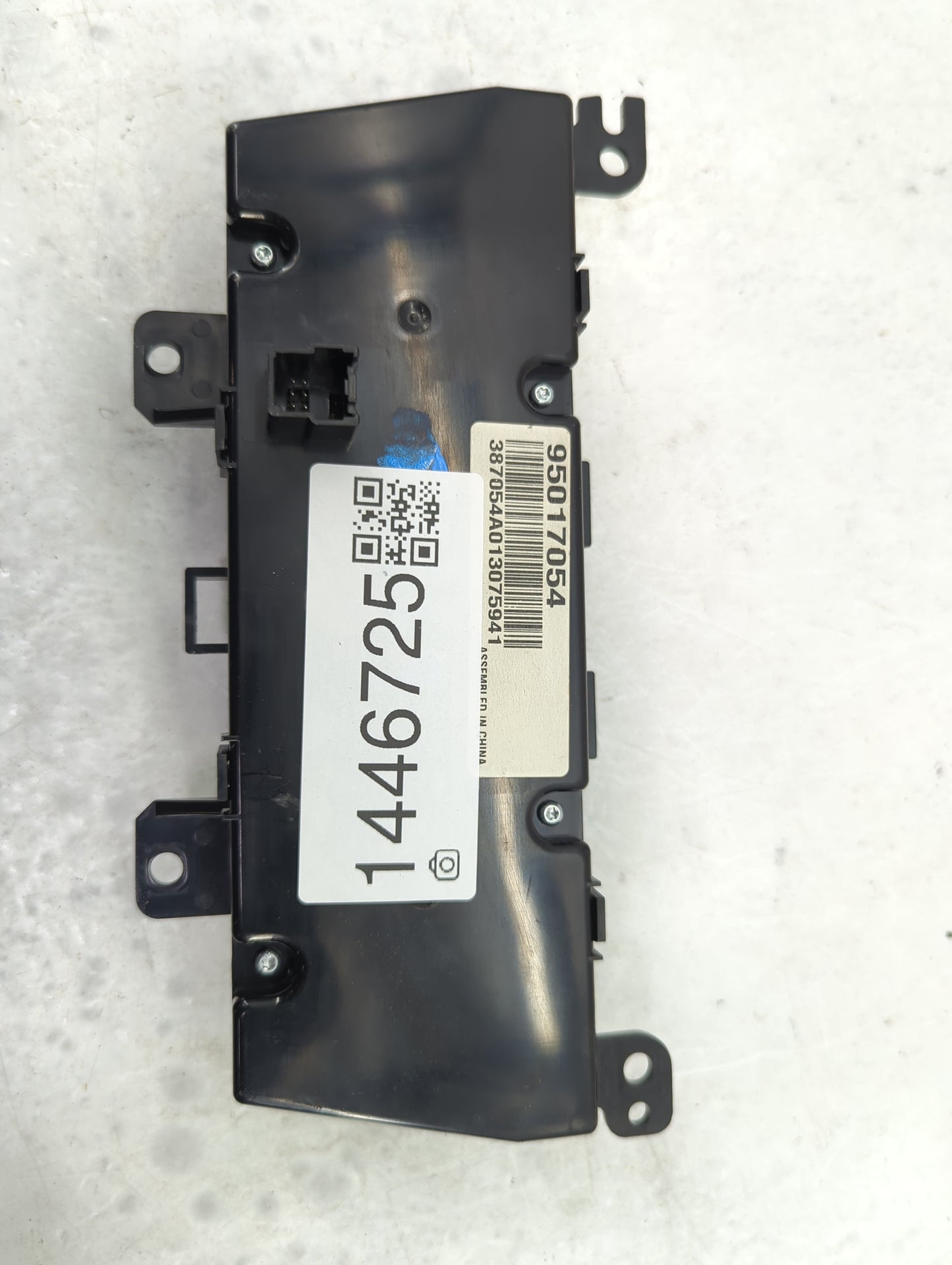 2011-2012 Chevrolet Cruze Climate Control Module Temperature AC/Heater Replacement P/N:95017054 3870544A013075941 Fits OEM U