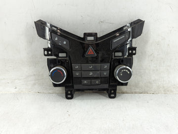 2012-2016 Chevrolet Cruze Climate Control Module Temperature AC/Heater Replacement P/N:95017054 387054A012790864 Fits OEM Us