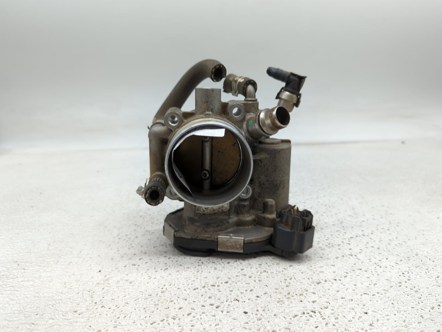 2011-2016 Chevrolet Cruze Throttle Body P/N:55577375 0280750562 Fits Fits 2009 2010 2011 2012 2013 2014 2015 2016 2017 2018 