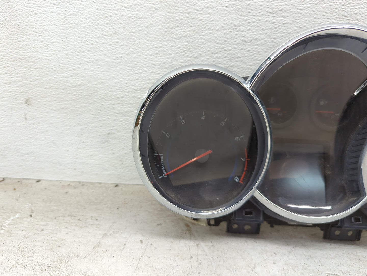 2012-2012 Chevrolet Cruze Speedometer Instrument Cluster Gauges 95487984 - Oemusedautoparts1.com