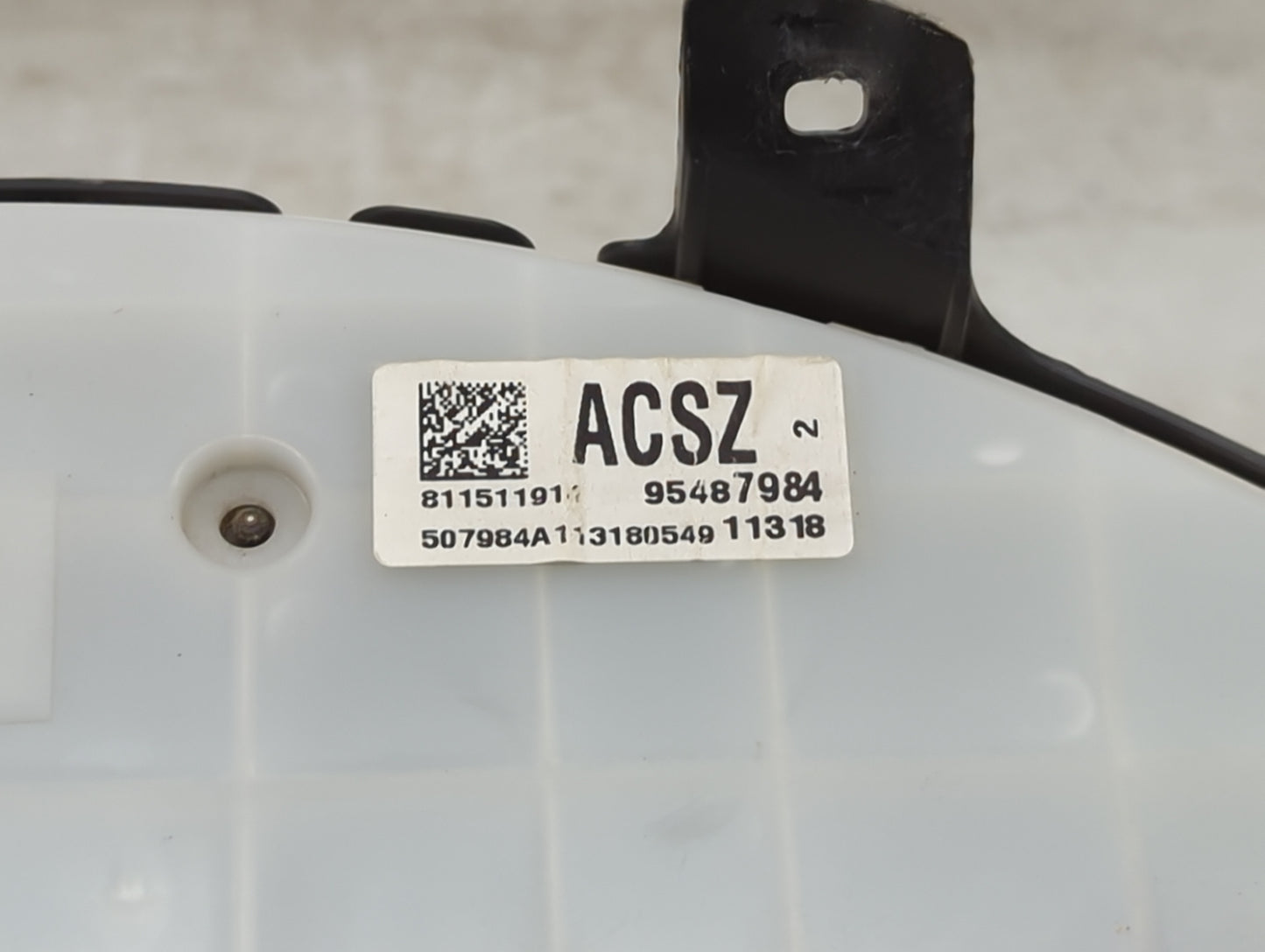 2012-2012 Chevrolet Cruze Speedometer Instrument Cluster Gauges 95487984 - Oemusedautoparts1.com