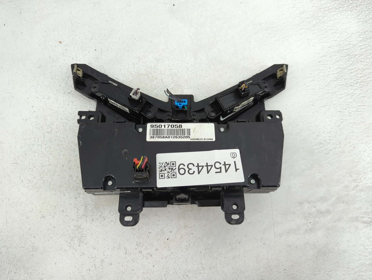 2011-2015 Chevrolet Cruze Climate Control Module Temperature AC/Heater Replacement P/N:95017058 Fits Fits 2011 2012 2013 201