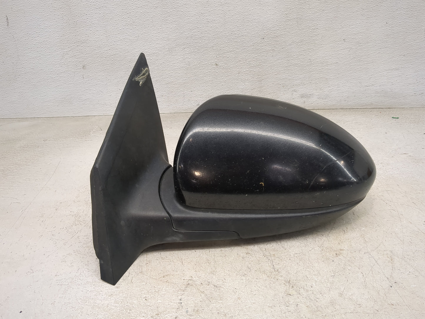 2011-2016 Chevrolet Cruze Driver Side View Mirror - Left Door Mirror OEM Used - Oemusedautoparts1.com