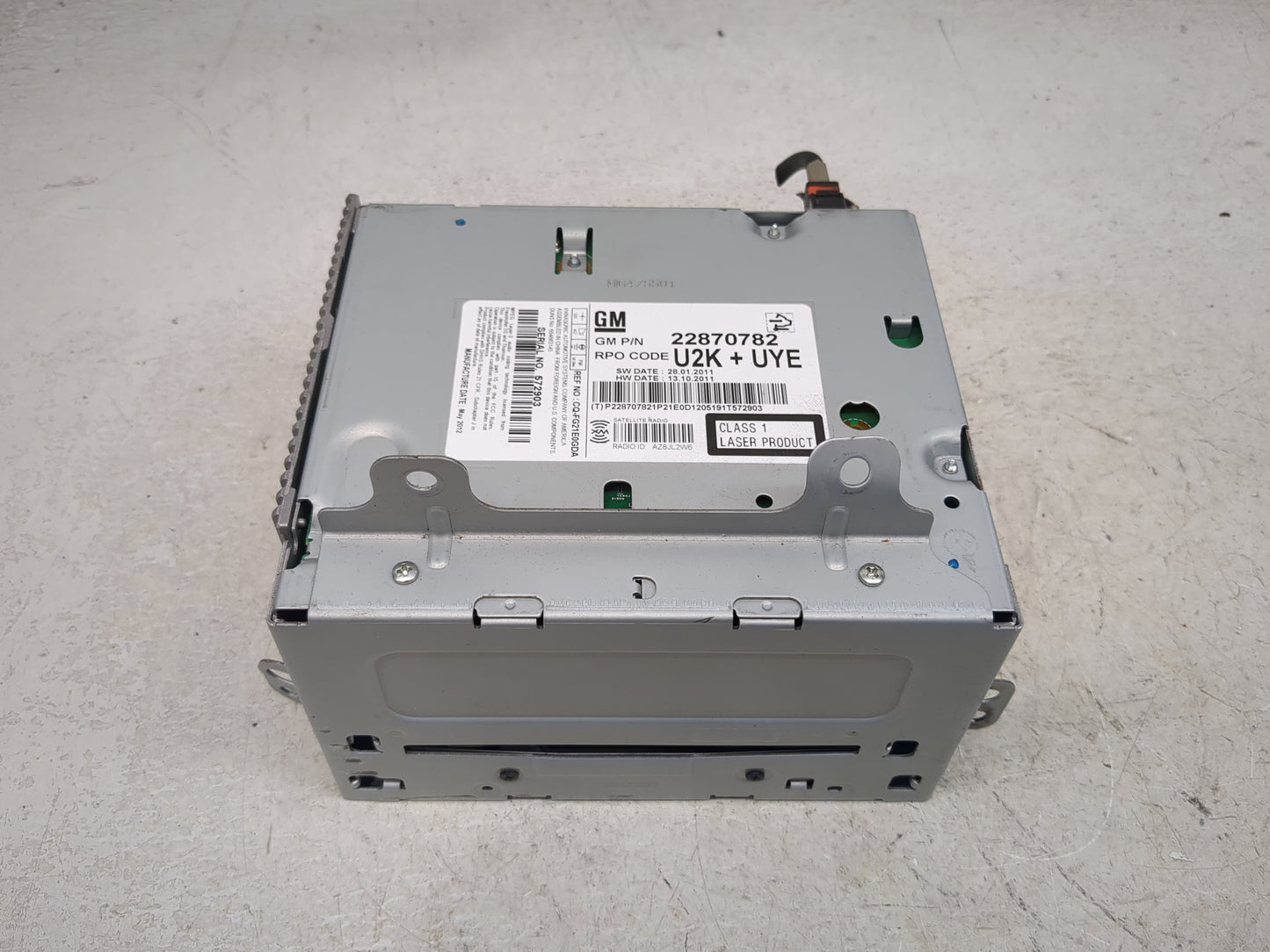 2011-2012 Chevrolet Cruze Radio AM FM Cd Player Receiver Replacement P/N:22870782 Fits Fits 2010 2011 2012 OEM Used Auto Par
