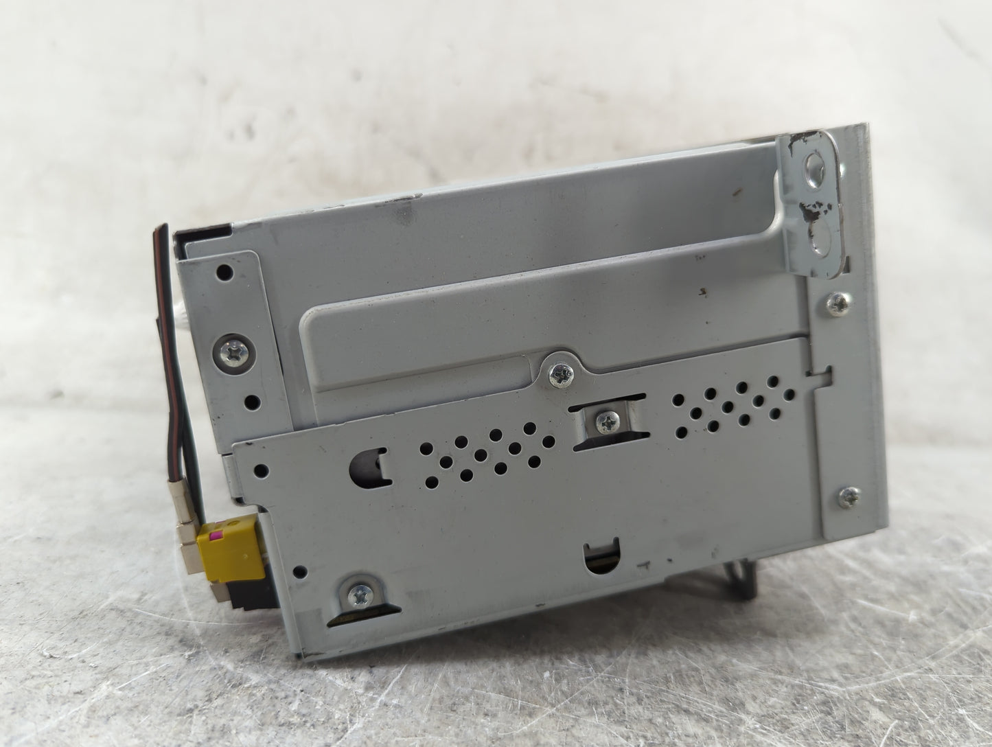 2011-2012 Chevrolet Cruze Radio AM FM Cd Player Receiver Replacement P/N:22870782 CQ-FG21E0GDA Fits Fits 2010 2011 2012 OEM 
