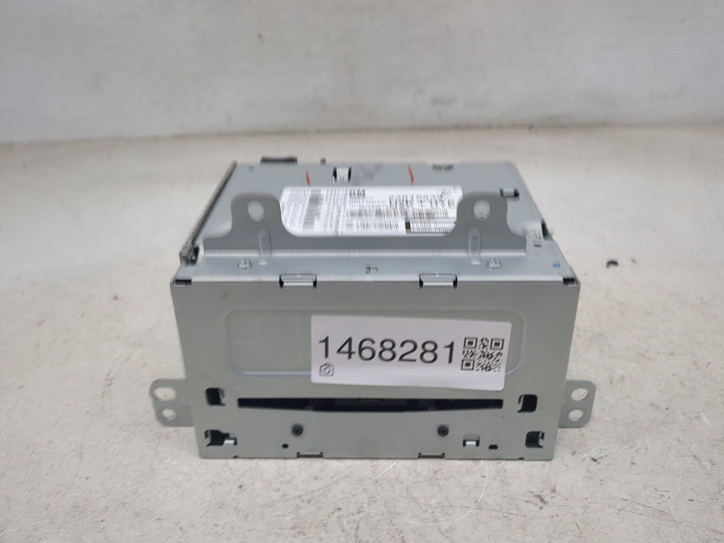 2012 Chevrolet Cruze Radio AM FM Cd Player Receiver Replacement P/N:22815634 Fits OEM Used Auto Parts - Oemusedautoparts1.co