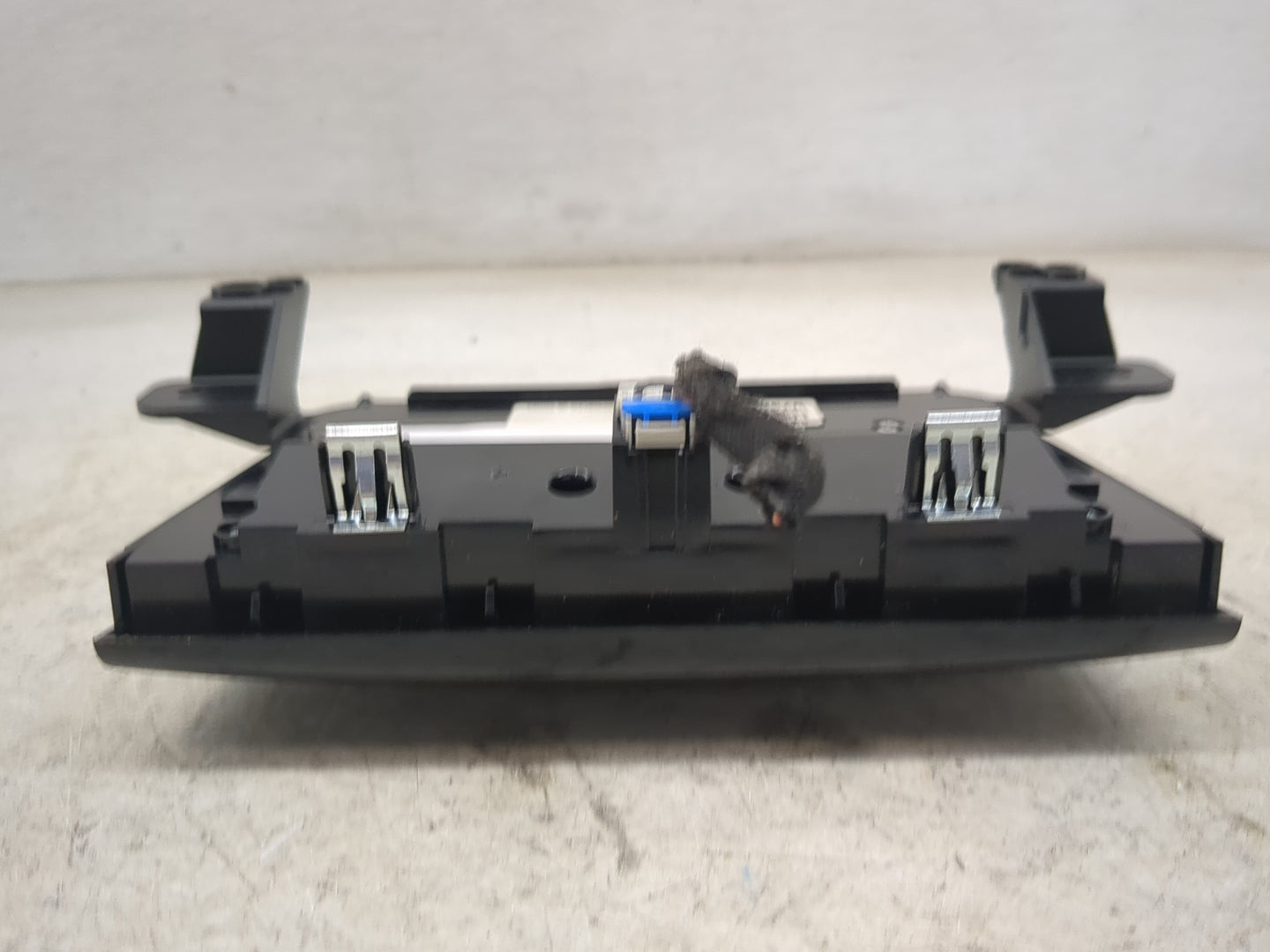2011-2016 Chevrolet Cruze Radio AM FM Cd Player Receiver Replacement P/N:95914367 97436 7A0 11 65 61 15 Fits OEM Used Auto P