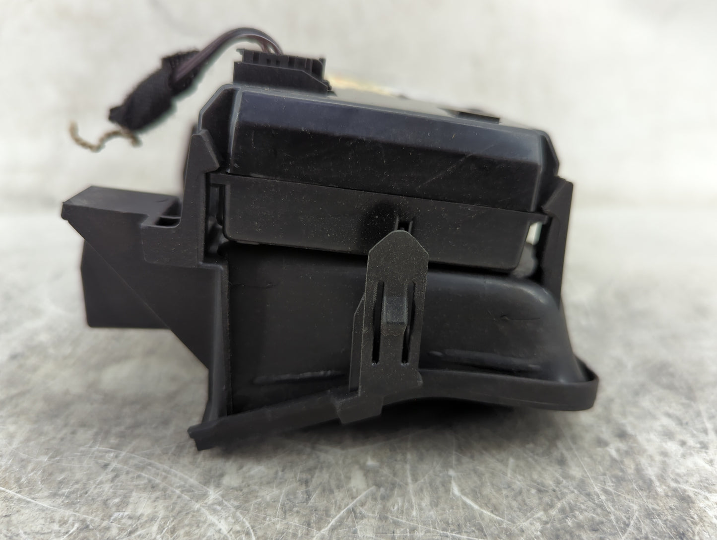 2011-2016 Chevrolet Cruze Information Display Screen 1469984 - Oemusedautoparts1.com
