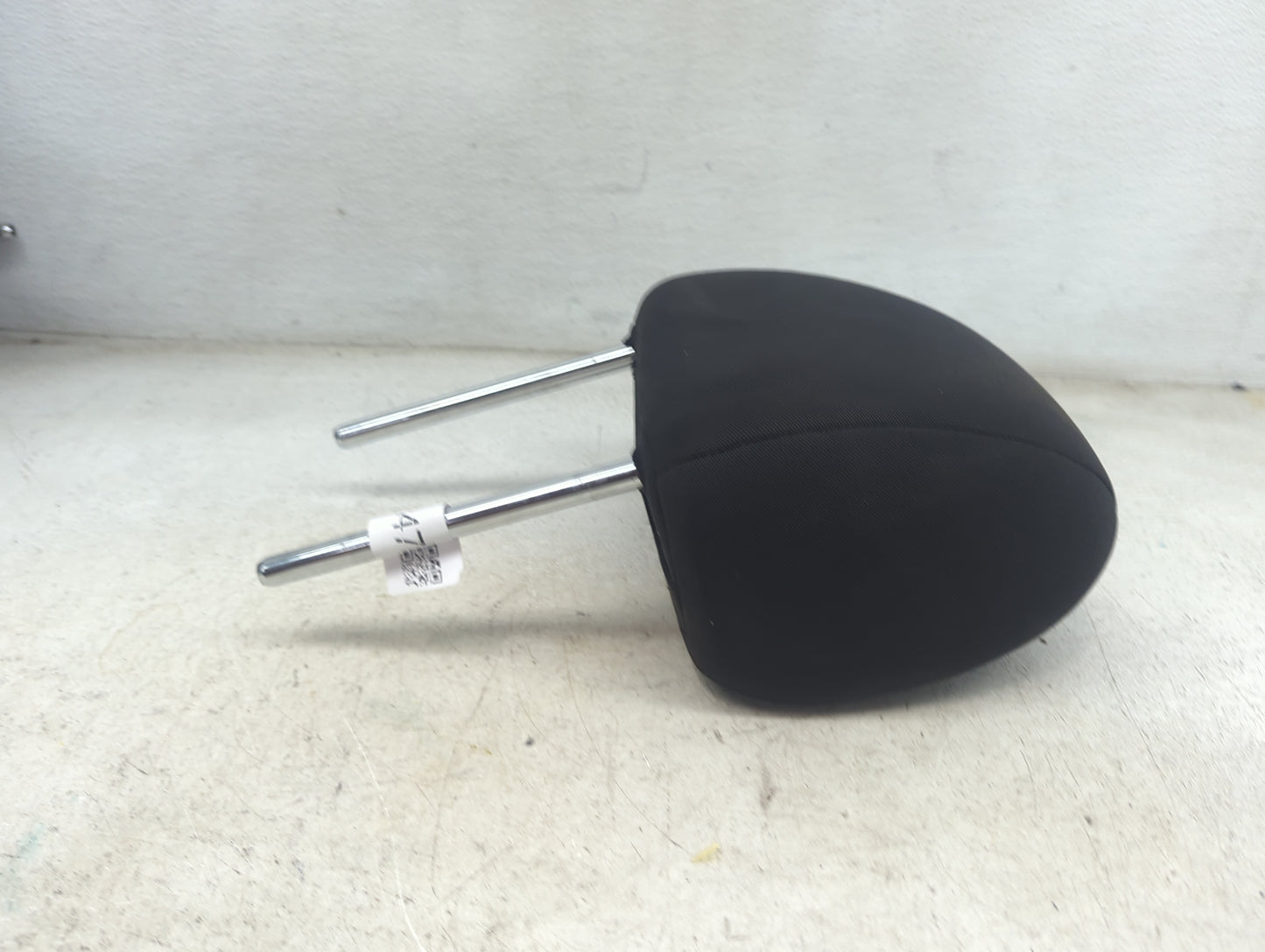 2012 Chevrolet Cruze Headrest Head Rest Front Driver Seat Black - Oemusedautoparts1.com