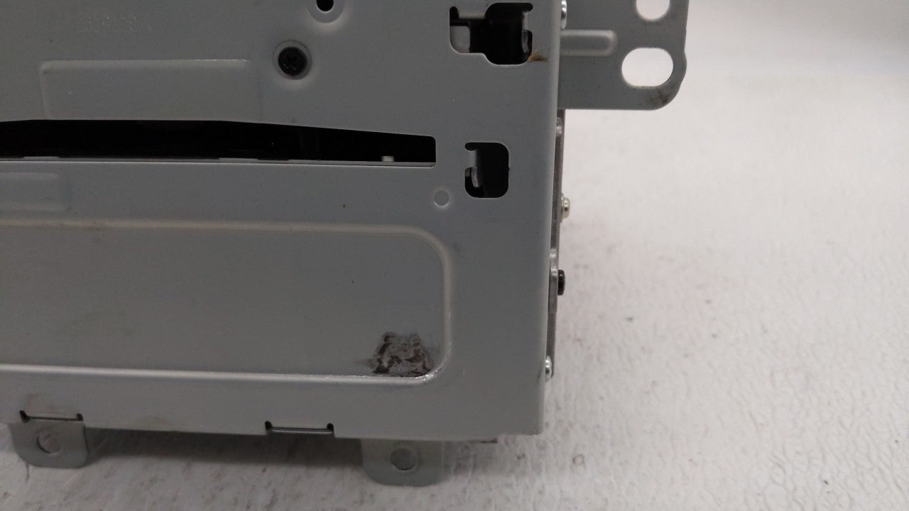2011-2012 Chevrolet Cruze Am Fm Cd Player Radio Receiver - Oemusedautoparts1.com
