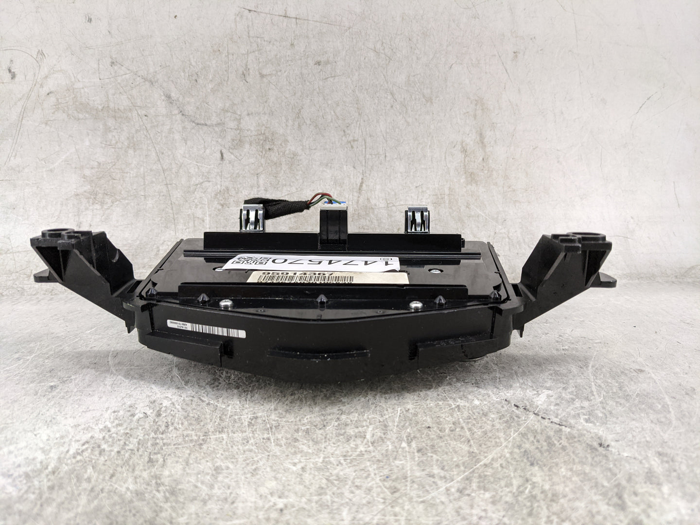 2011-2016 Chevrolet Cruze Radio Control Panel 1474570 - Oemusedautoparts1.com