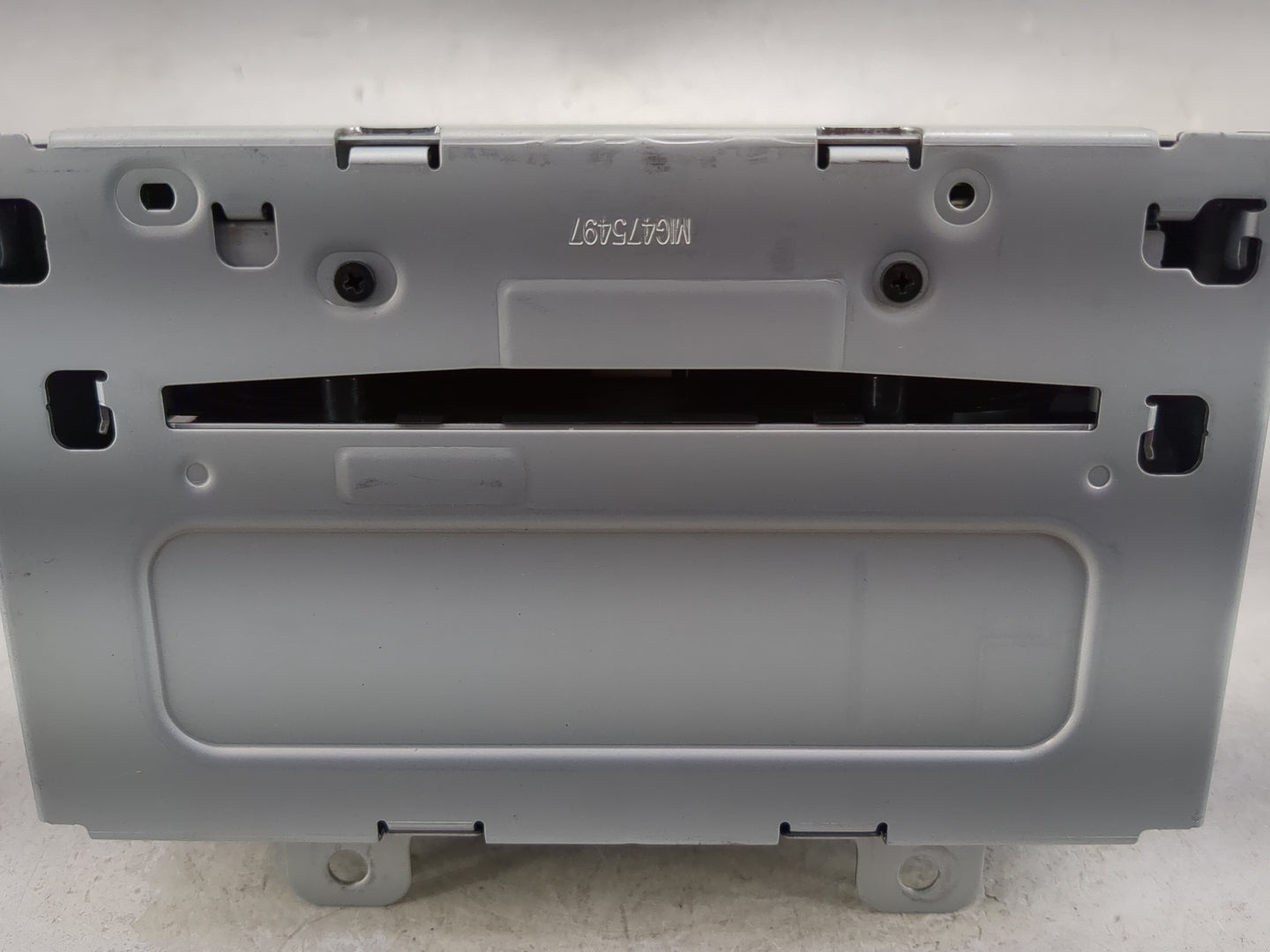 2012 Chevrolet Cruze Radio AM FM Cd Player Receiver Replacement P/N:22870782 CQ-FG21E0GDA Fits OEM Used Auto Parts - Oemused