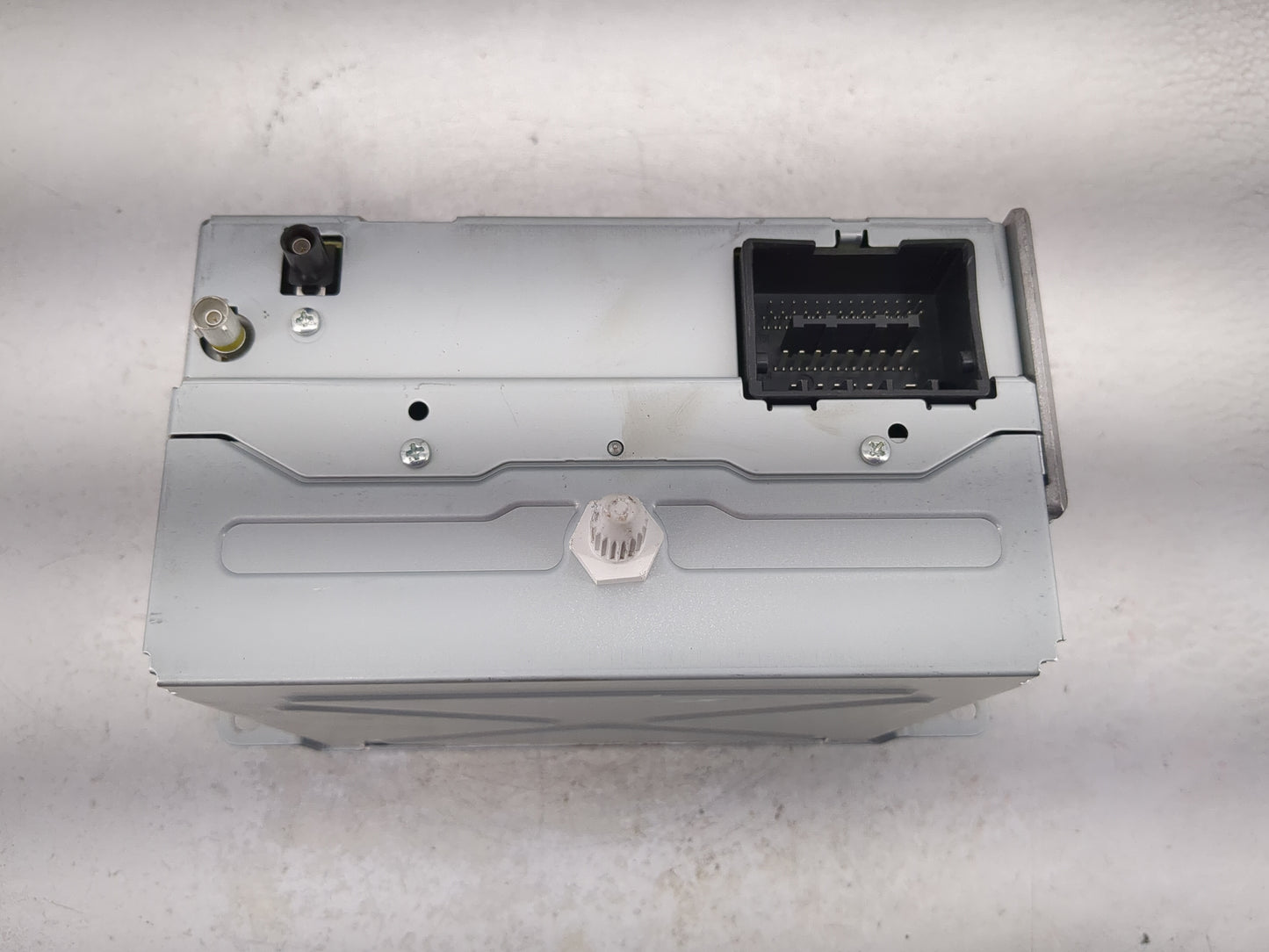 2011-2012 Chevrolet Cruze Radio AM FM Cd Player Receiver Replacement P/N:22870782 CQ-FG21E0GDA Fits Fits 2010 2011 2012 OEM 
