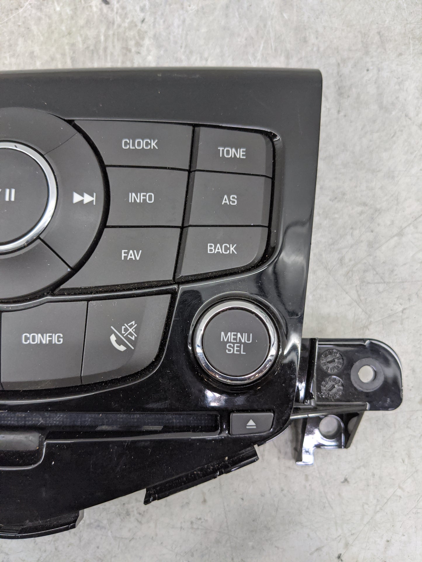 2011-2016 Chevrolet Cruze Radio Control Panel 1474995 - Oemusedautoparts1.com